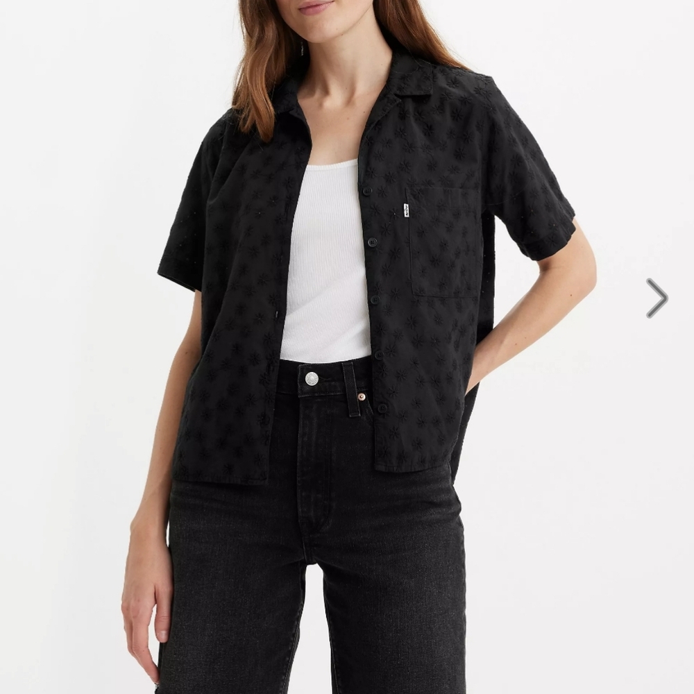 Women's Levi's Joyce Resort Short Sleeve Button Front Shirt